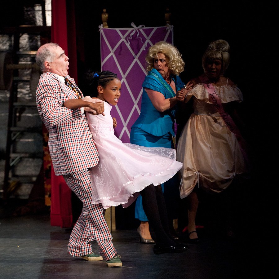 hairspray08113698.jpg