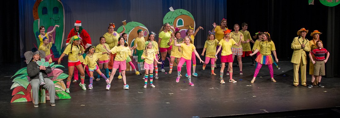 seussical120603902.jpg