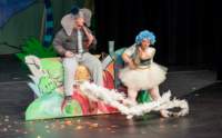 seussical120604016_small.jpg