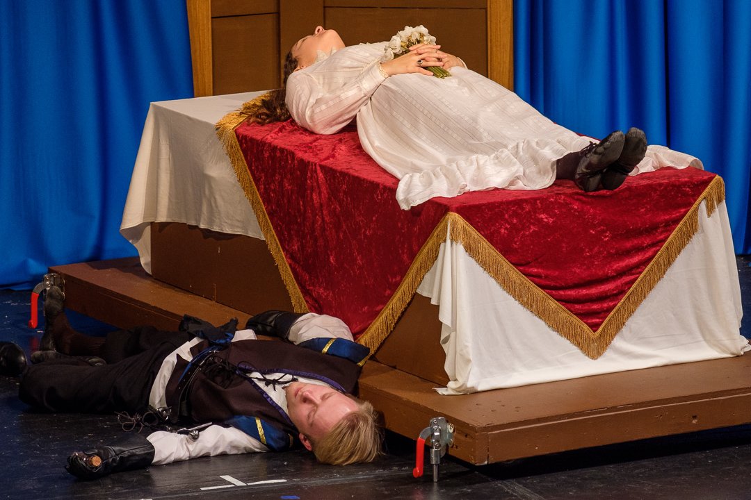 romeoandjuliet17106822.jpg