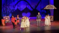 allshookup19038084_small.jpg