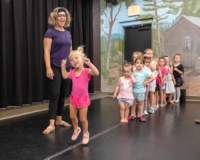 dancecamp190726_small.jpg