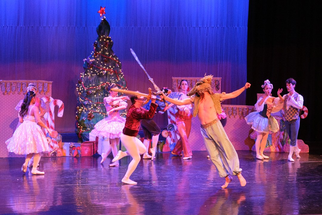 nutcracker241250.jpg