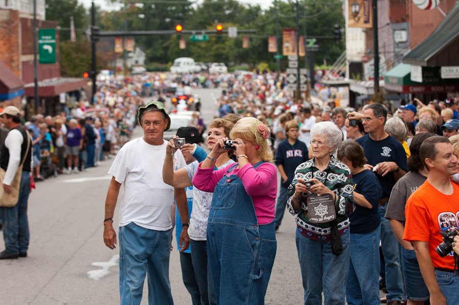 parade11099308.jpg