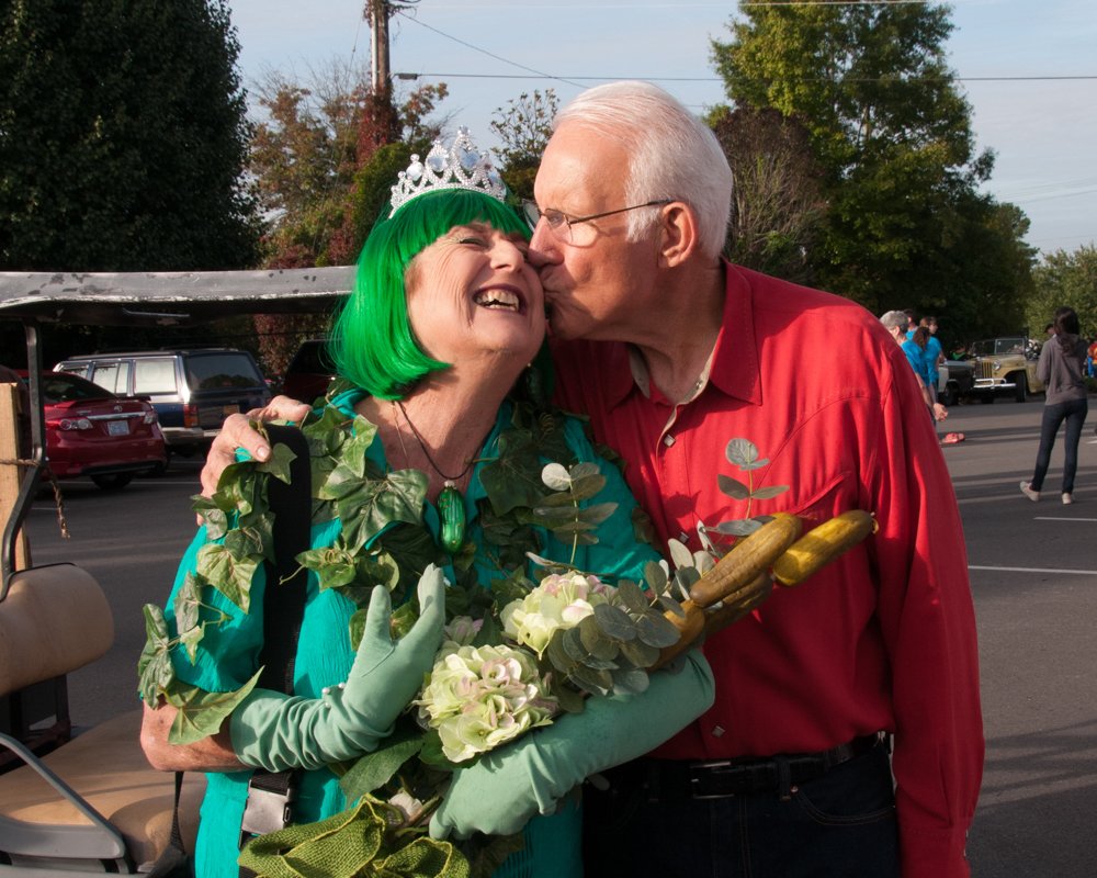 parade14092453.jpg