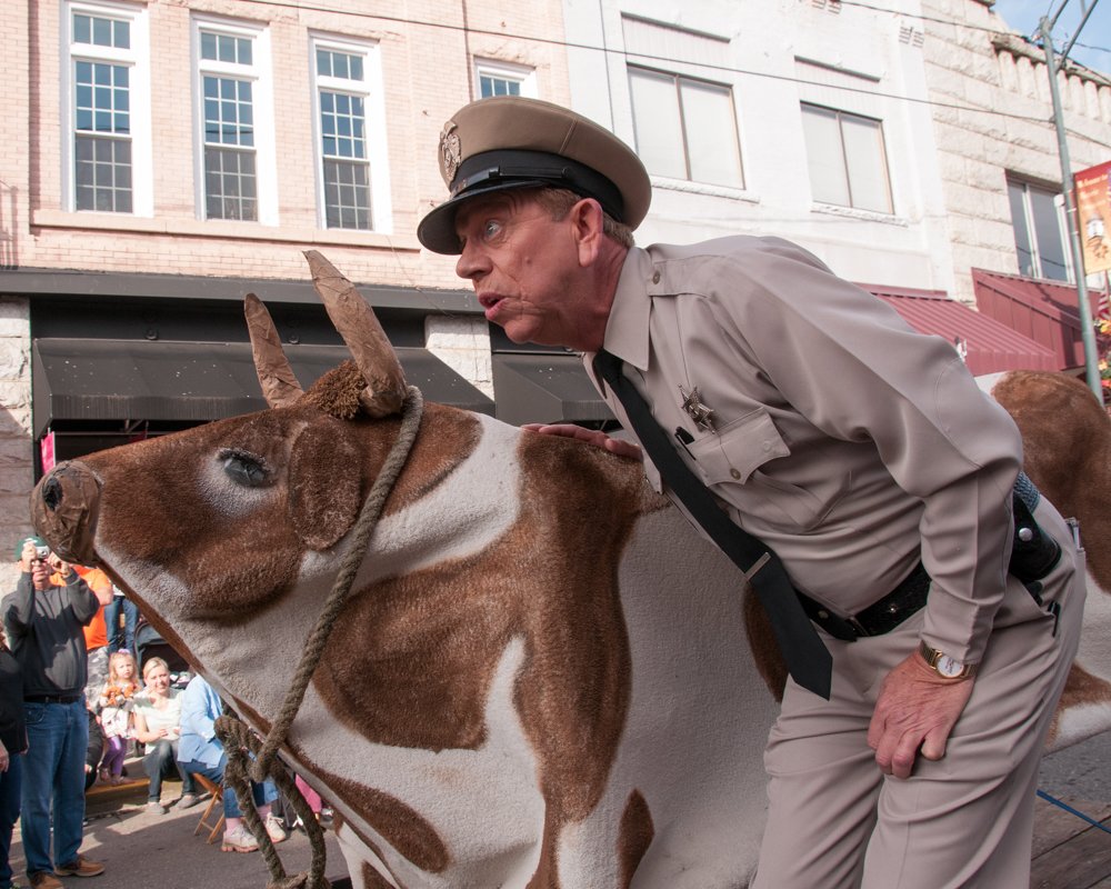 parade14092765.jpg