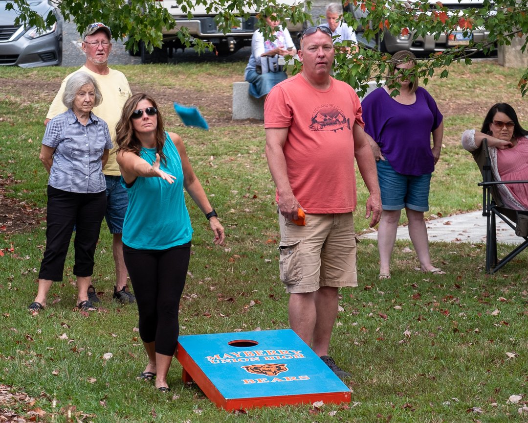 cornhole19097.jpg