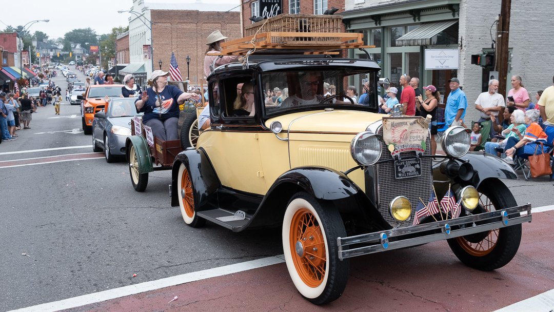 parade190974.jpg