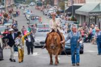 parade190977_small.jpg