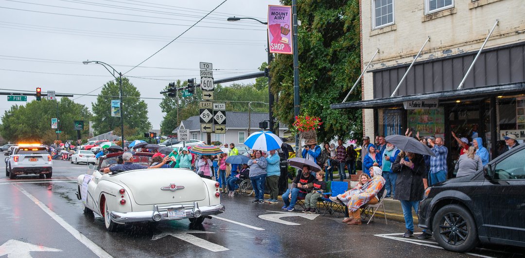 parade230950.jpg