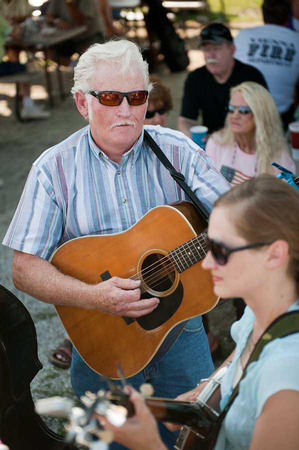 fiddle06110568.jpg