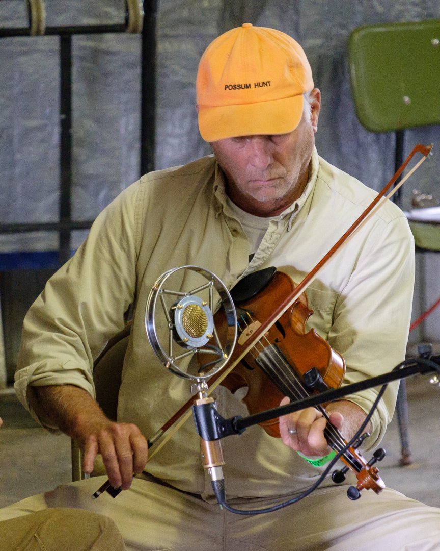 fiddler190652.jpg