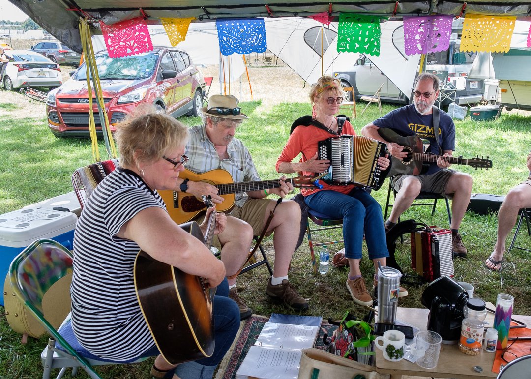 fiddlersconvention220648.jpg